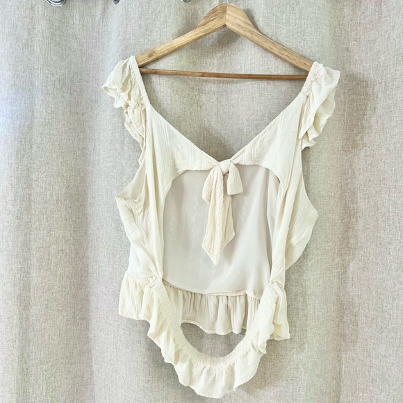 Express textured tie back top - Picture 5 of 6